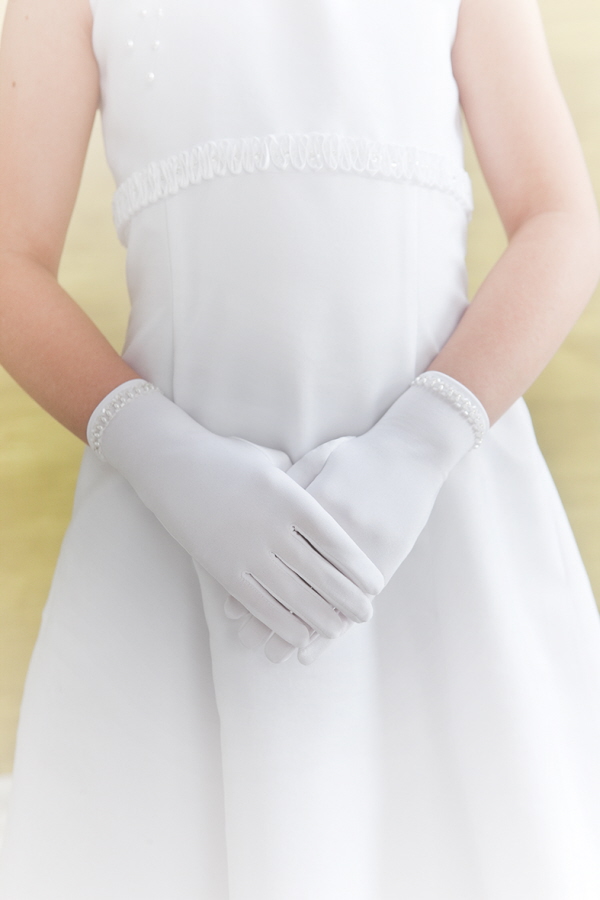 Satin-Handschuh